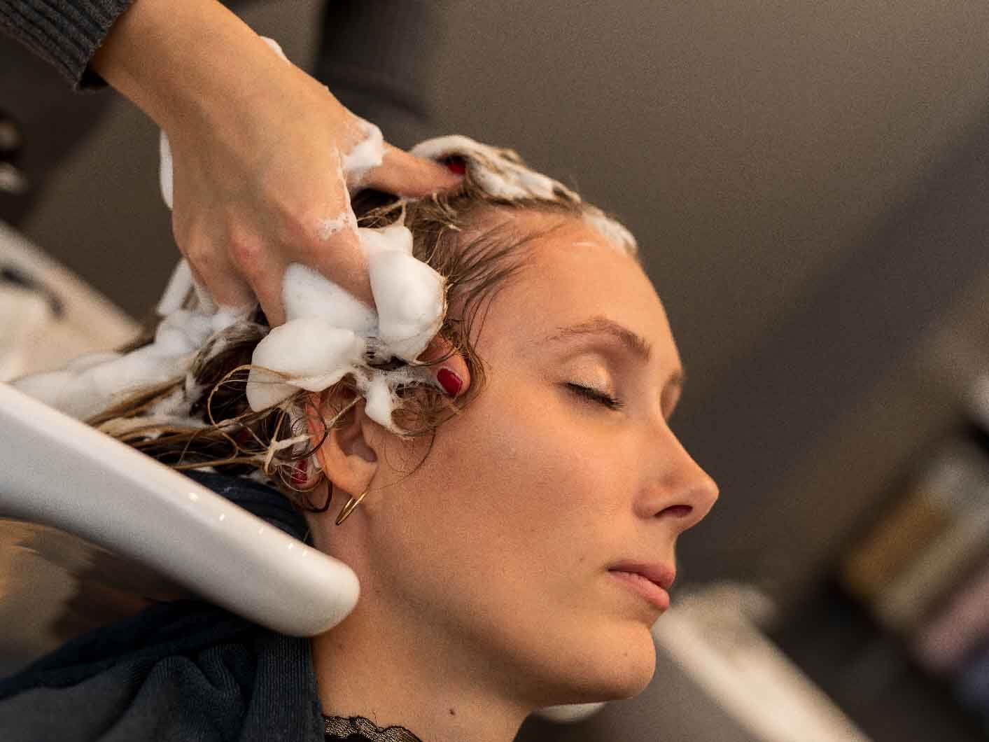 Stemning og hårpleje hos HairSmile i Hvidovre